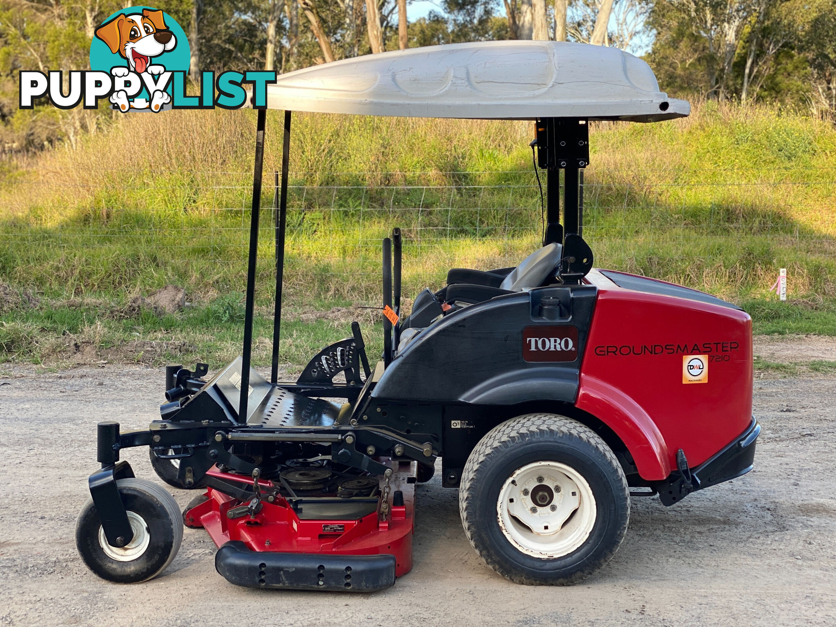 Toro Groundsmaster 7210 Zero Turn Lawn Equipment