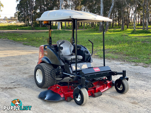 Toro Groundsmaster 7210 Zero Turn Lawn Equipment