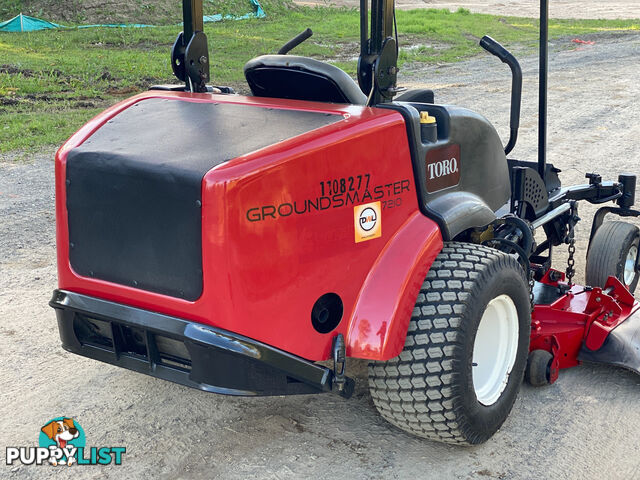 Toro Groundsmaster 7210 Zero Turn Lawn Equipment