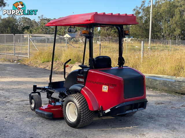 Toro Groundsmaster 7210 Zero Turn Lawn Equipment