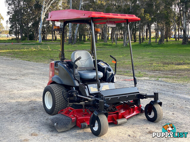 Toro Groundsmaster 7210 Zero Turn Lawn Equipment