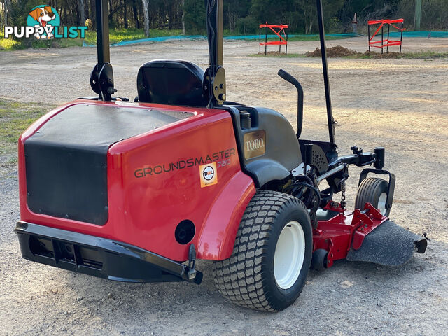 Toro Groundsmaster 7210 Zero Turn Lawn Equipment