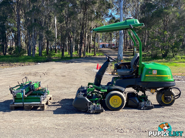 John Deere 2500E Golf Greens mower Lawn Equipment