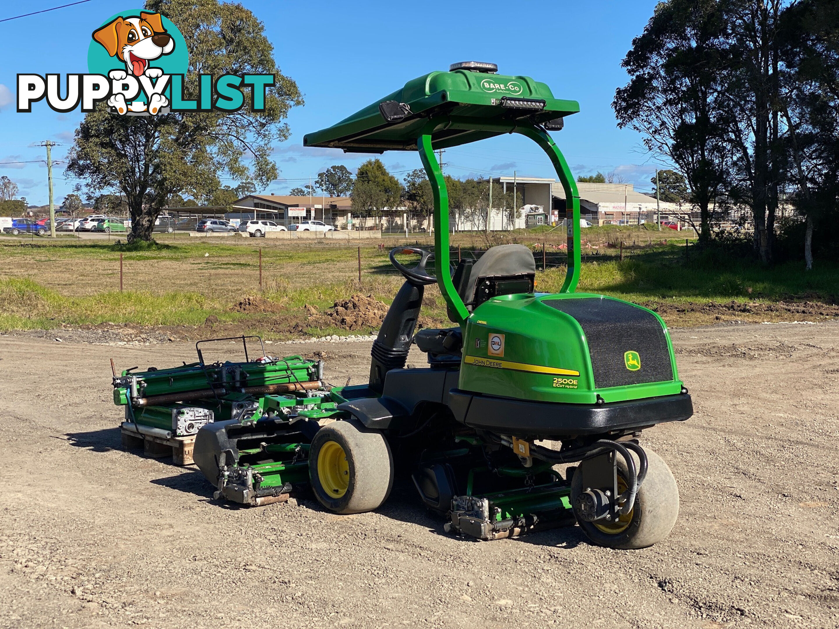 John Deere 2500E Golf Greens mower Lawn Equipment