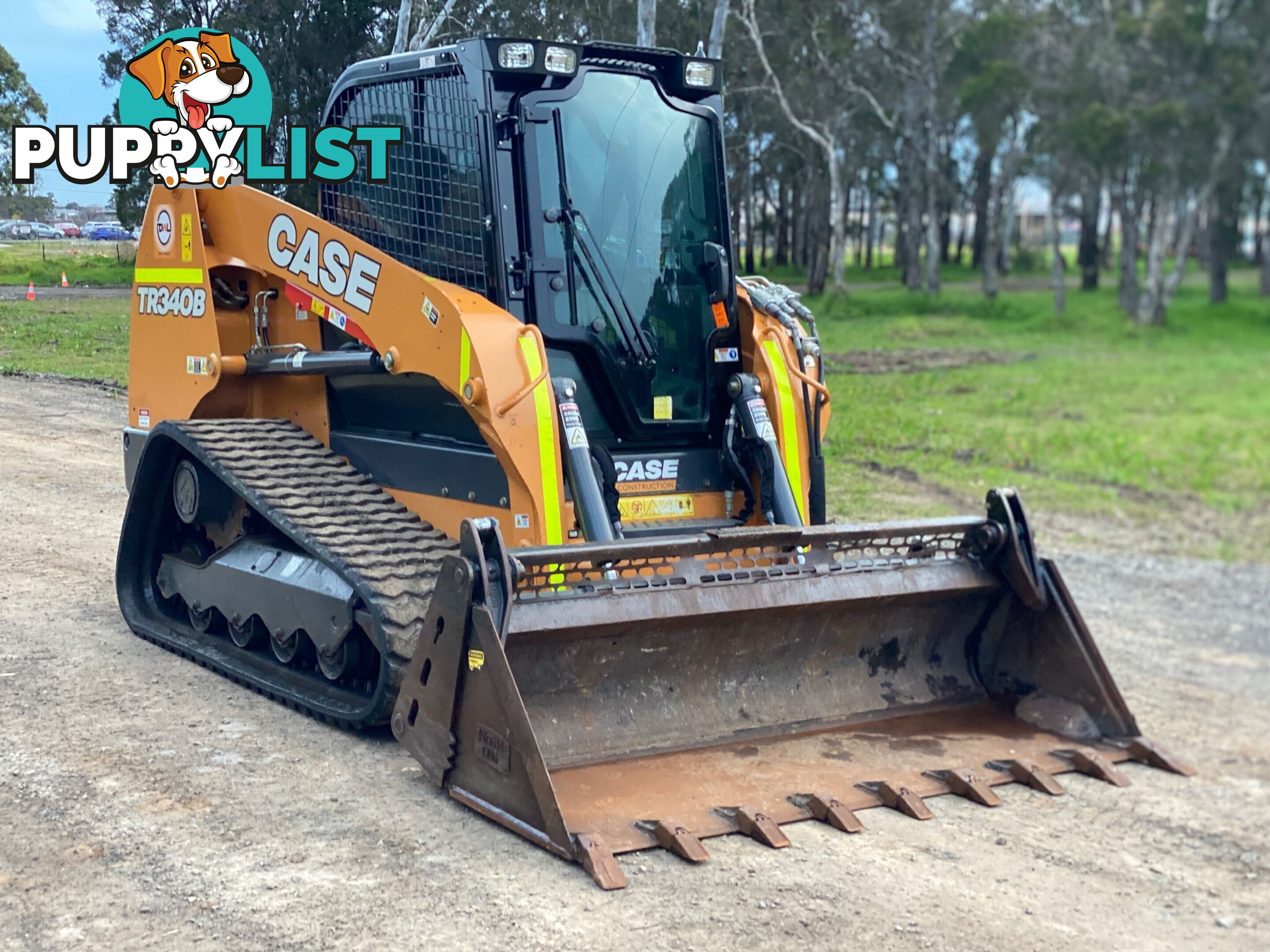 CASE TR340B Skid Steer Loader