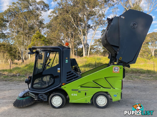 Green Machine 636HS Sweeper Sweeping/Cleaning