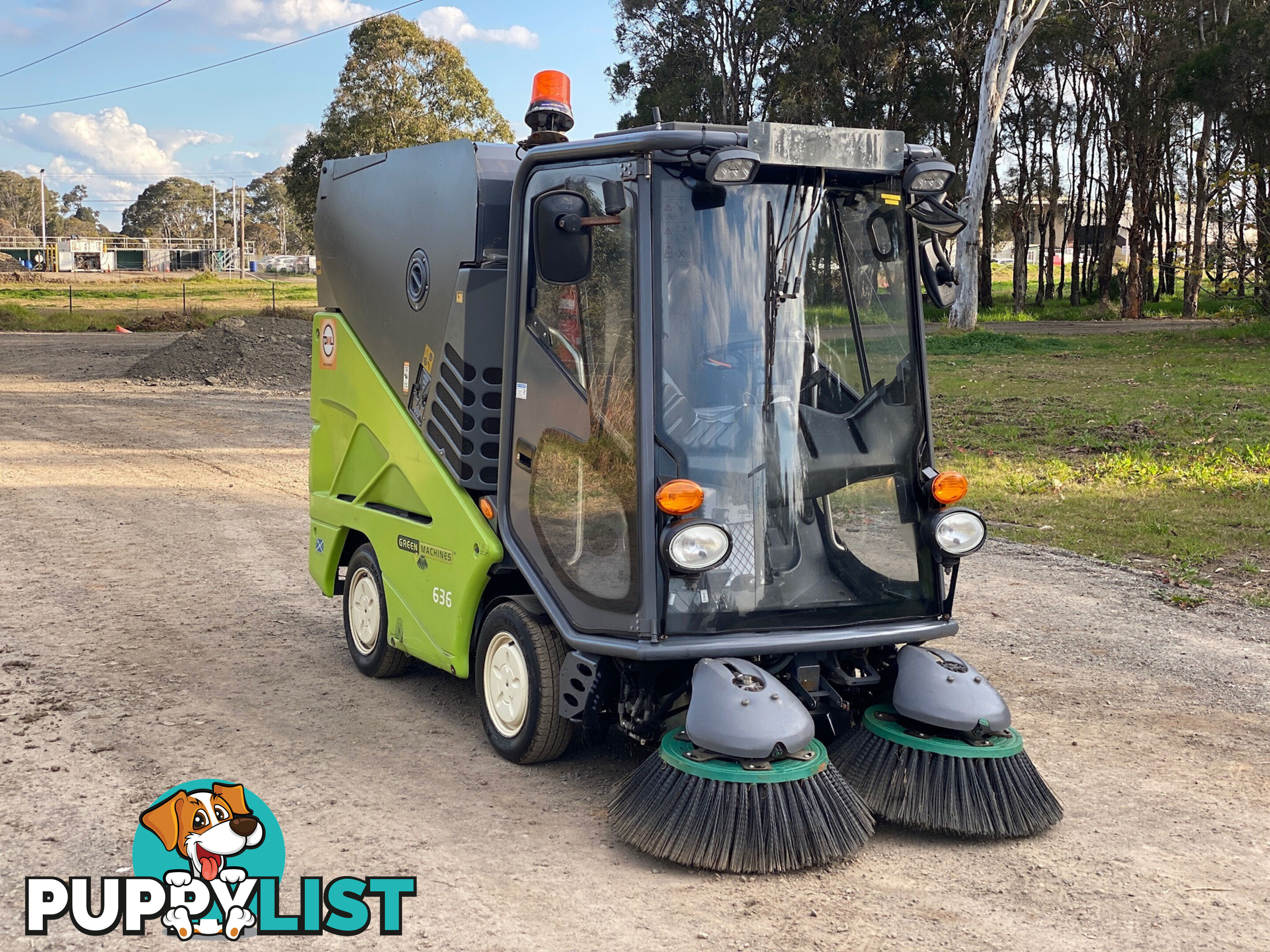 Green Machine 636HS Sweeper Sweeping/Cleaning