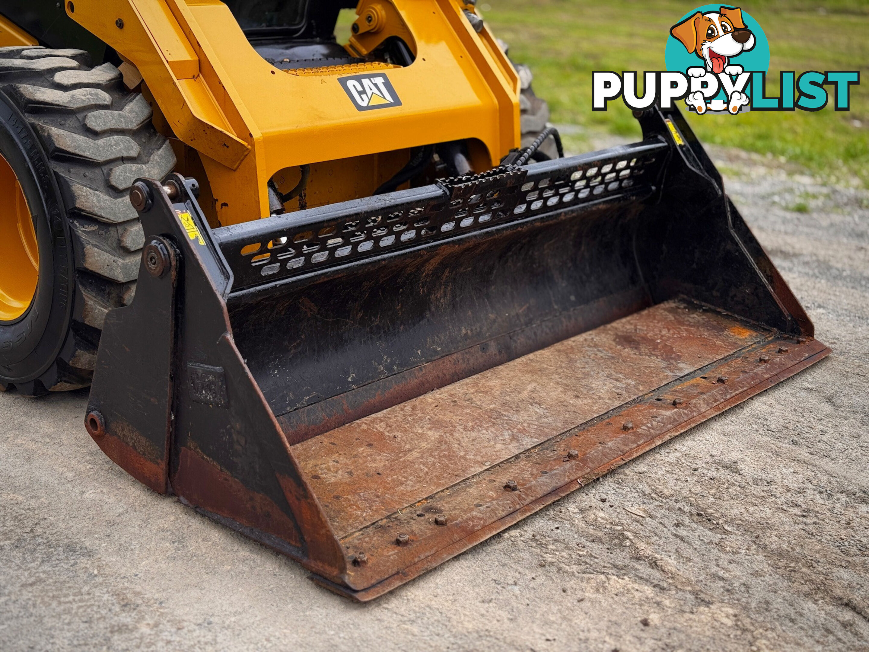 Caterpillar 272D Skid Steer Loader