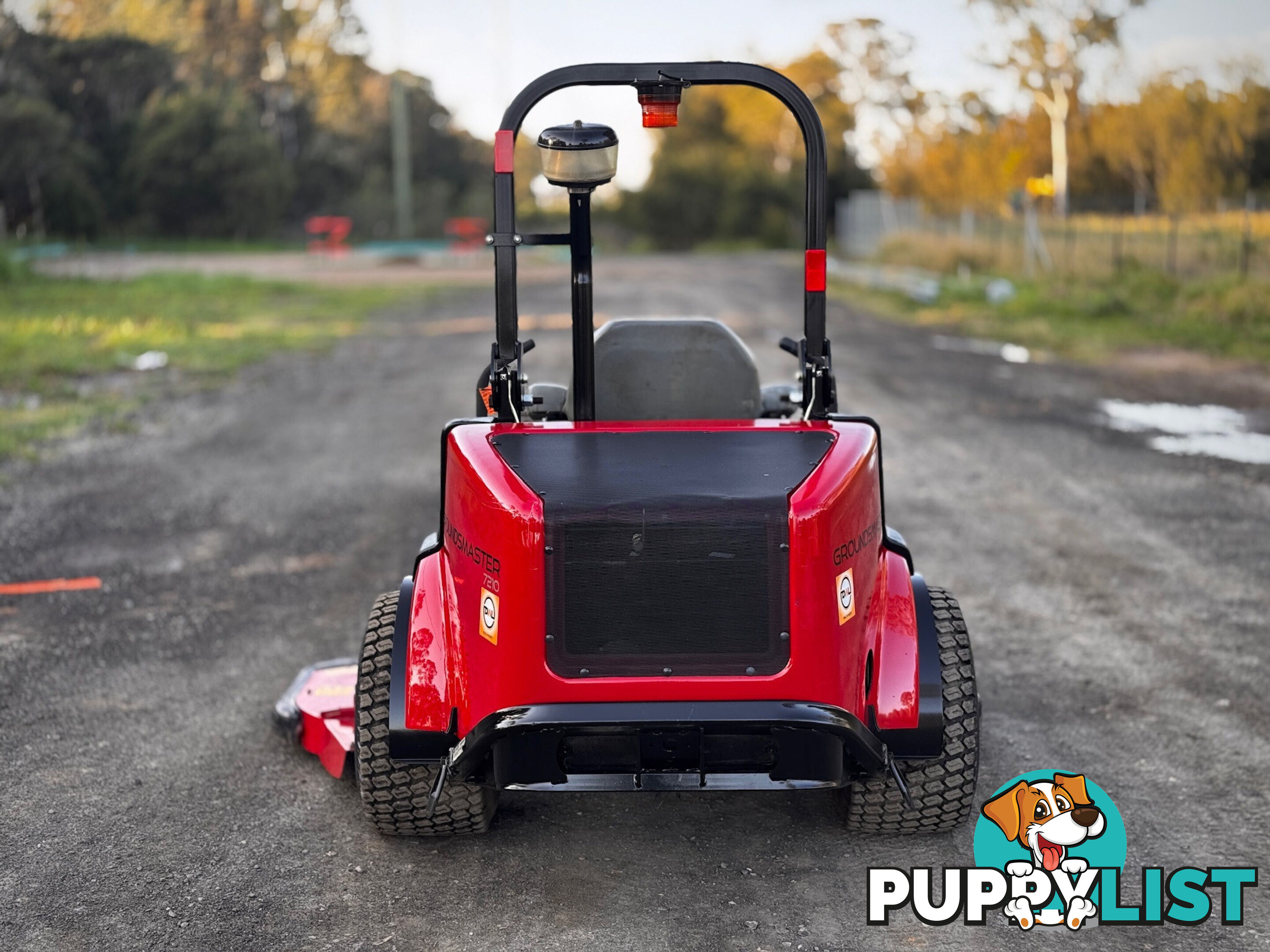 Toro Groundsmaster 7210 Zero Turn Lawn Equipment