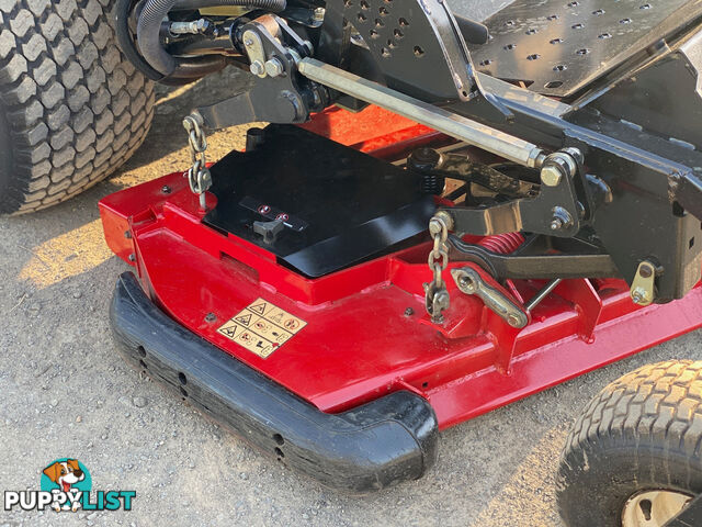 Toro Groundsmaster 7210 Zero Turn Lawn Equipment