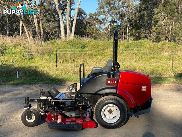 Toro Groundsmaster 7210 Zero Turn Lawn Equipment