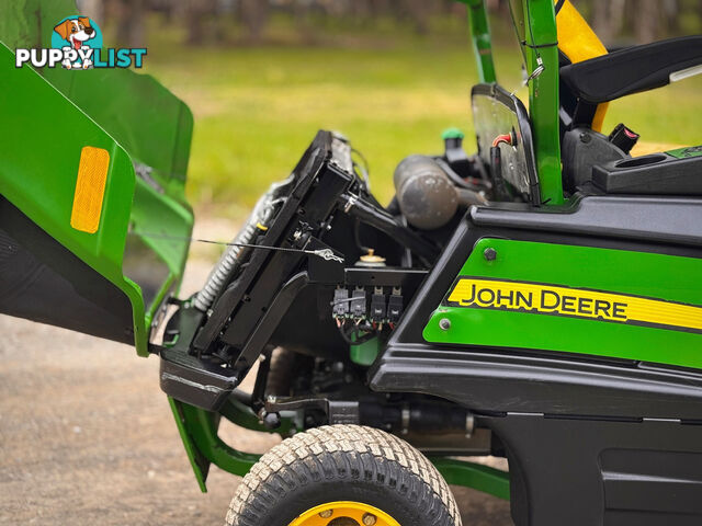 John Deere 1570 Front Deck Lawn Equipment