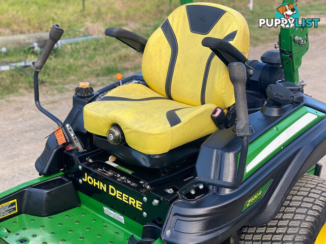 John Deere Z930R Zero Turn Lawn Equipment