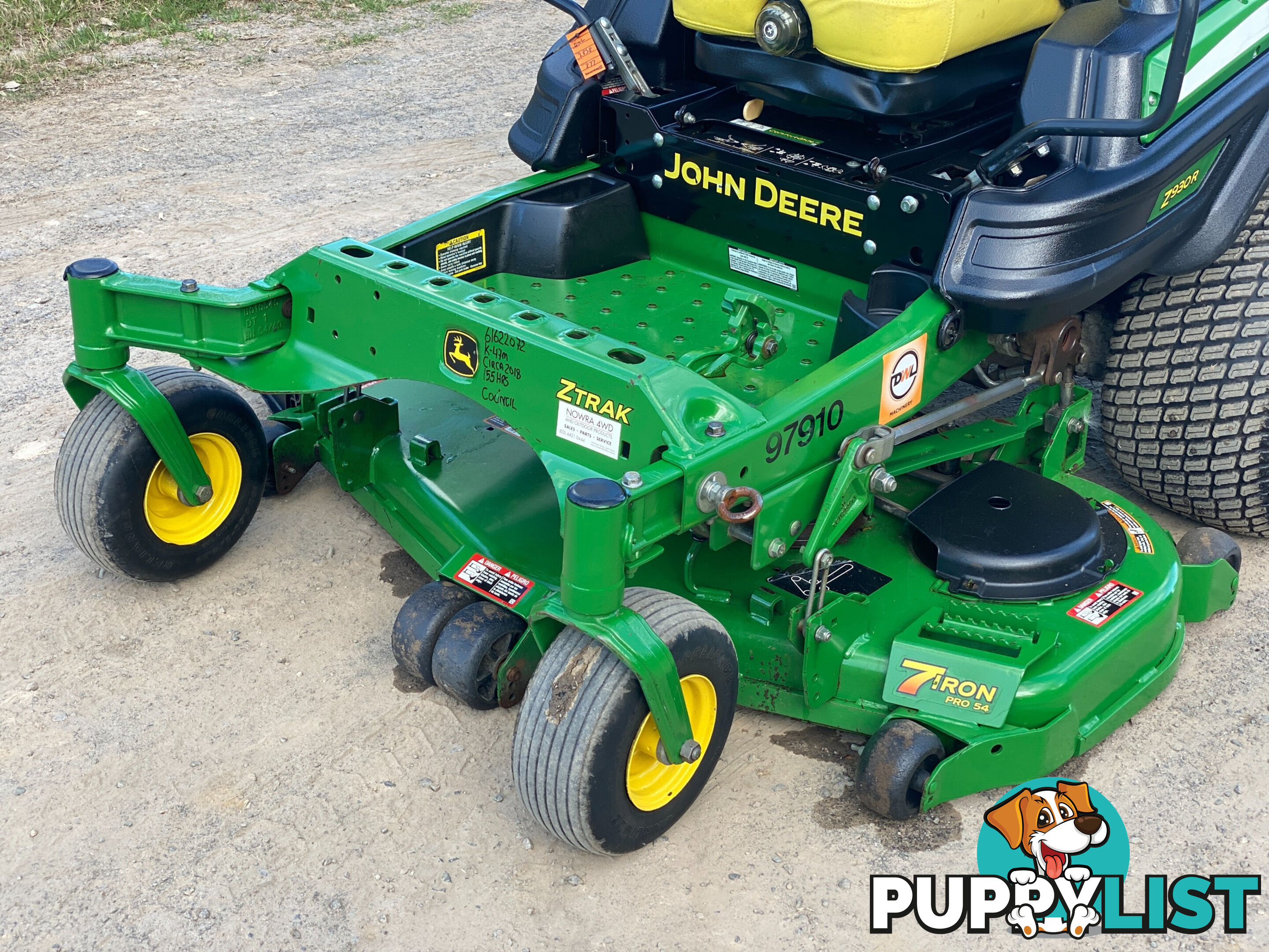 John Deere Z930R Zero Turn Lawn Equipment