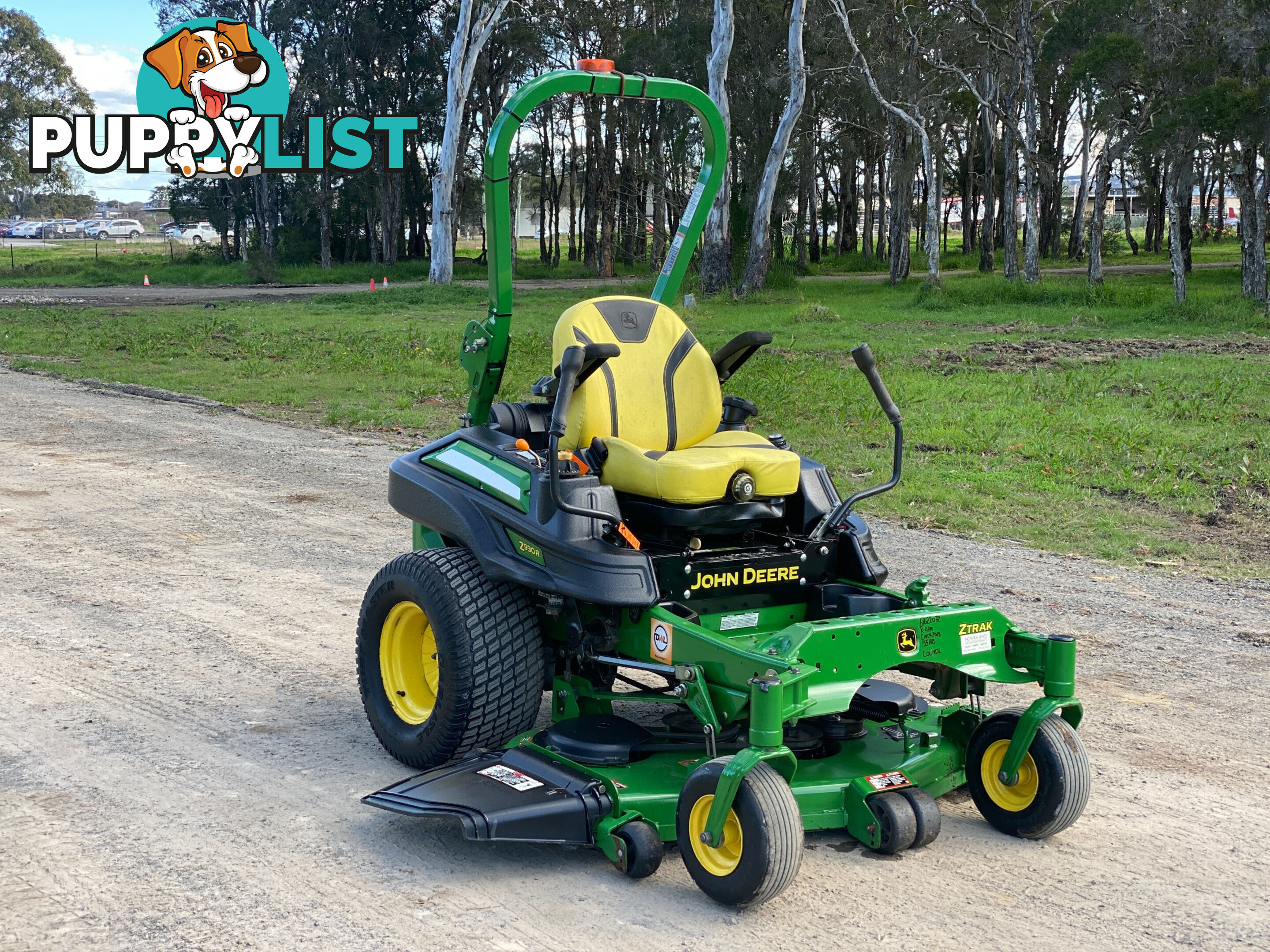 John Deere Z930R Zero Turn Lawn Equipment