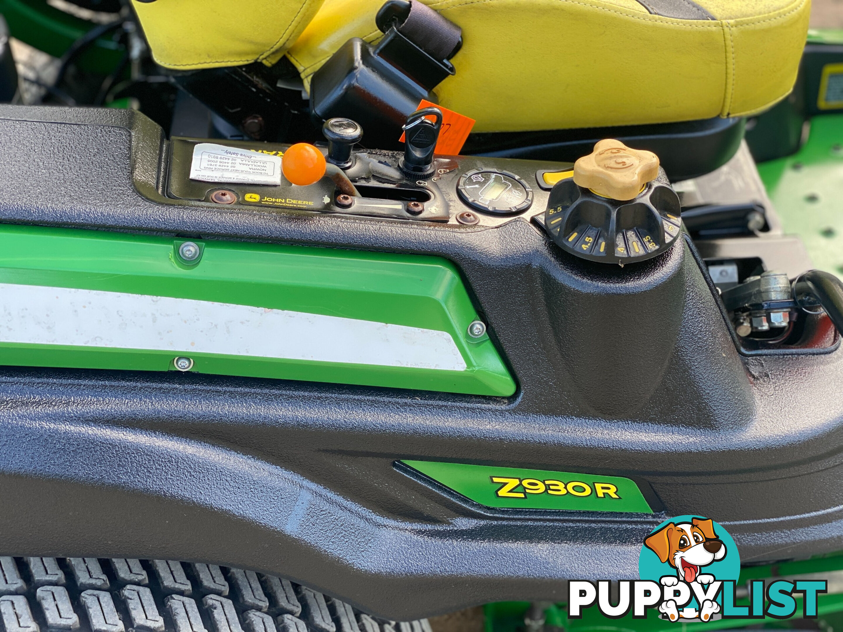 John Deere Z930R Zero Turn Lawn Equipment