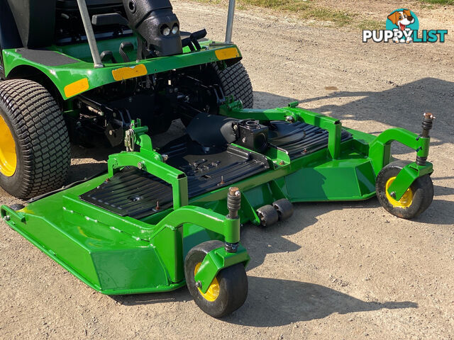 John Deere 1570 Front Deck Lawn Equipment