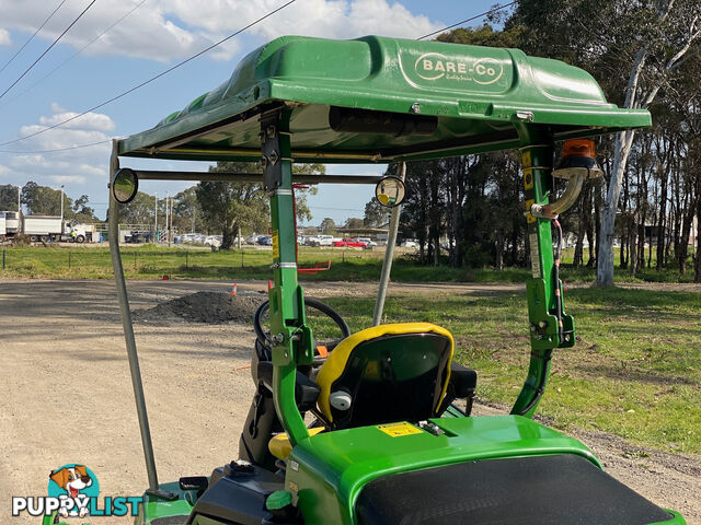 John Deere 1570 Front Deck Lawn Equipment