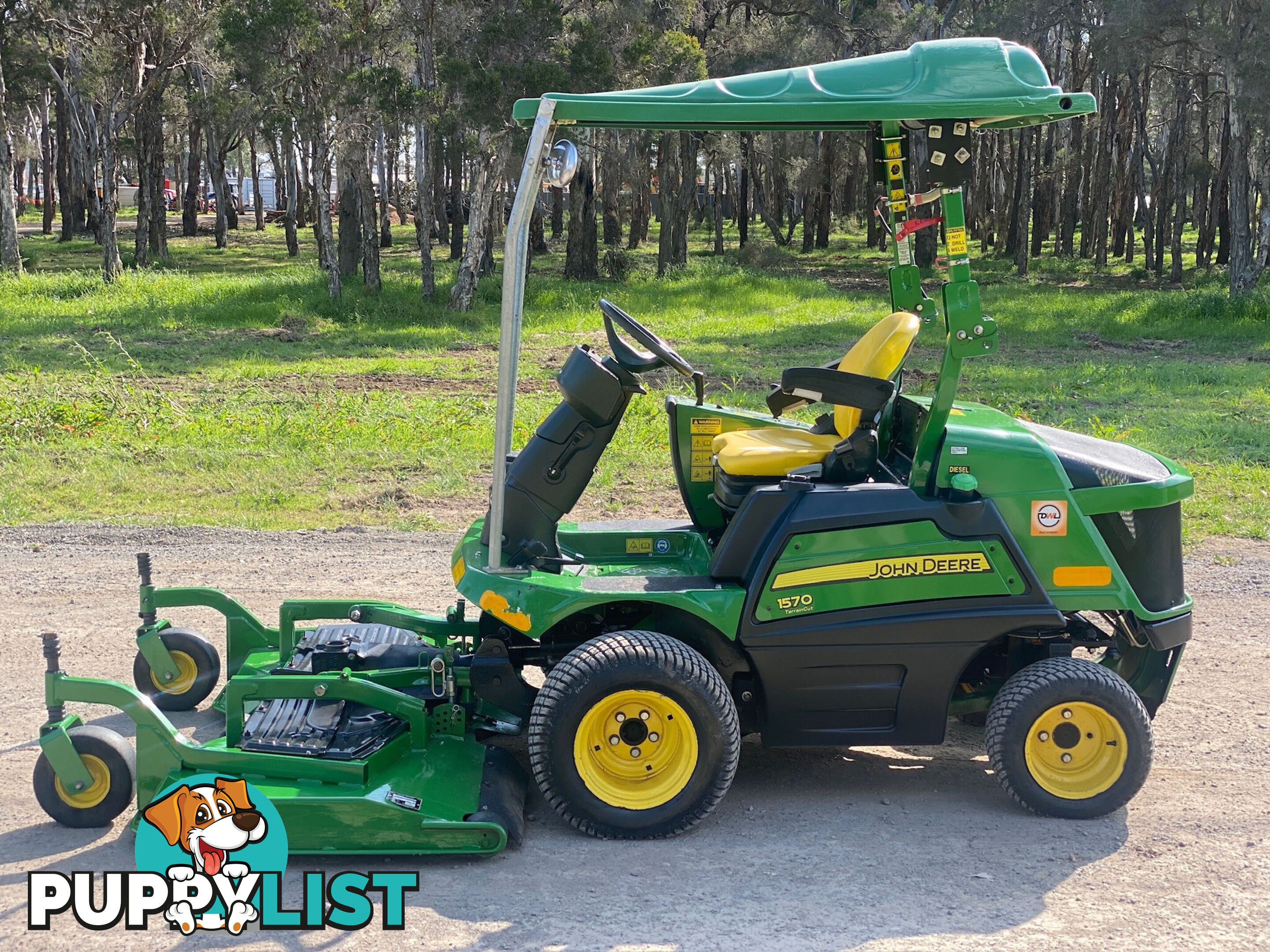 John Deere 1570 Front Deck Lawn Equipment