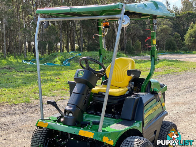 John Deere 1570 Front Deck Lawn Equipment