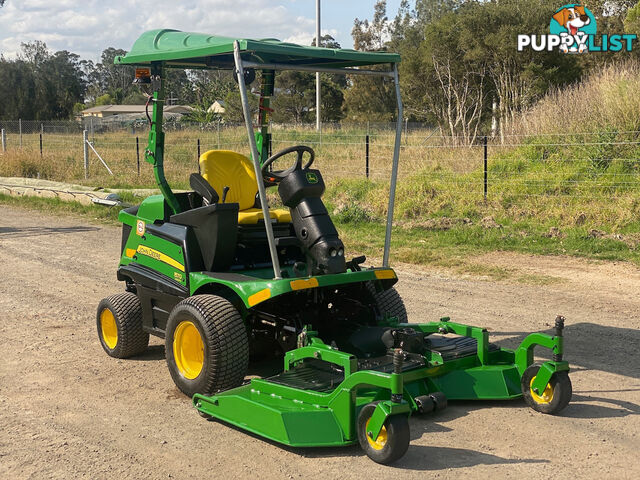 John Deere 1570 Front Deck Lawn Equipment