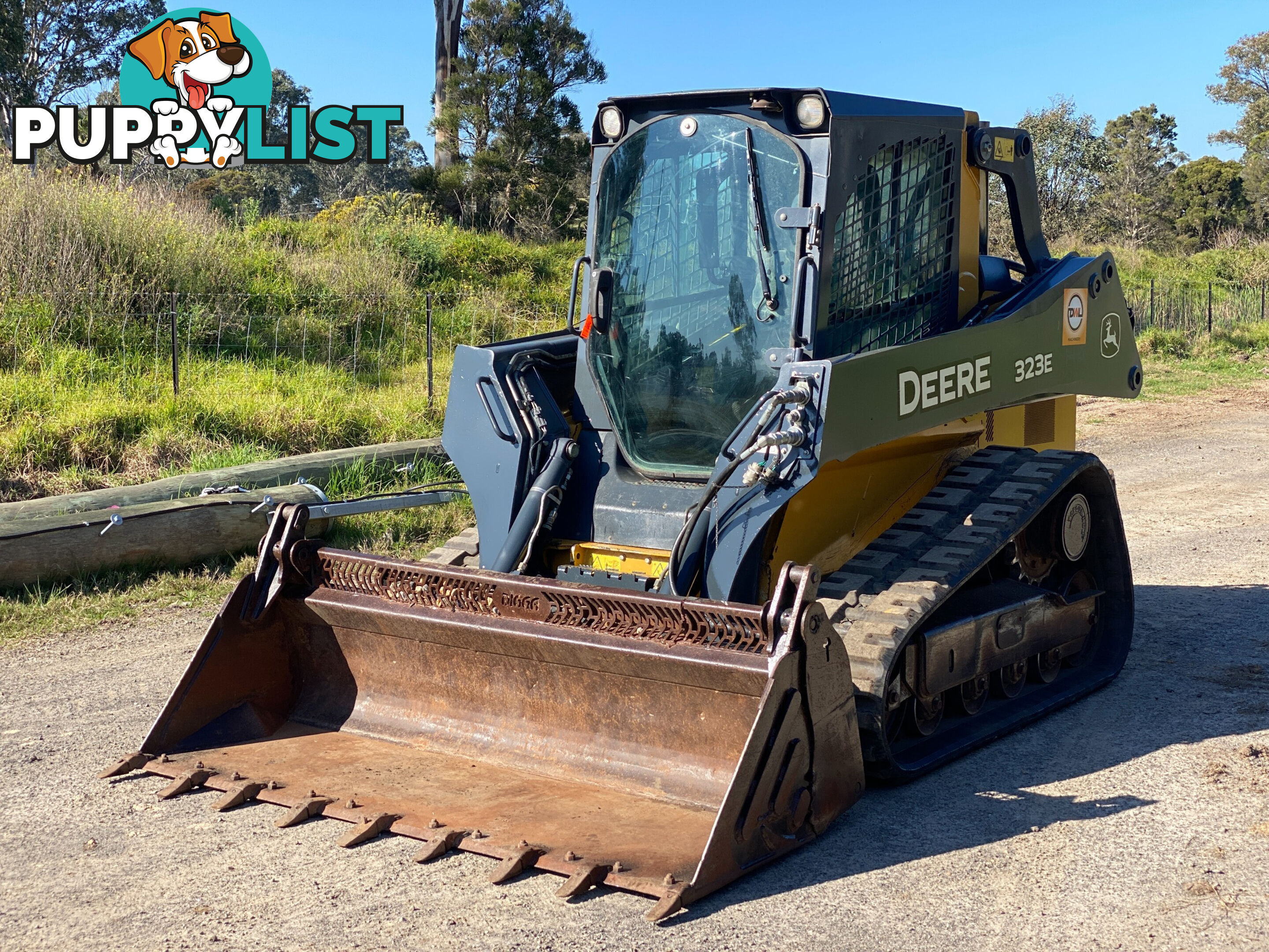 John Deere 323E Skid Steer Loader