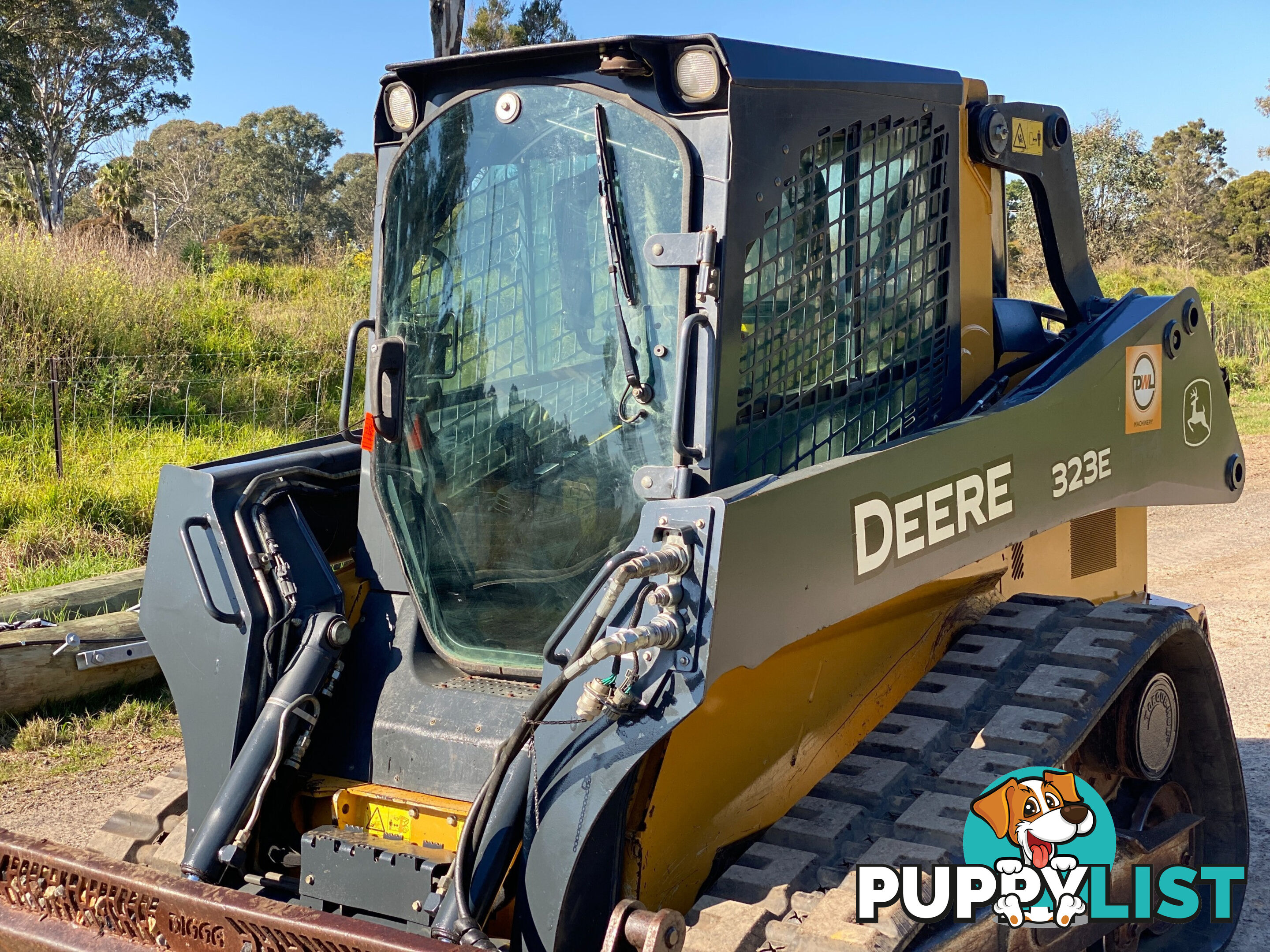 John Deere 323E Skid Steer Loader