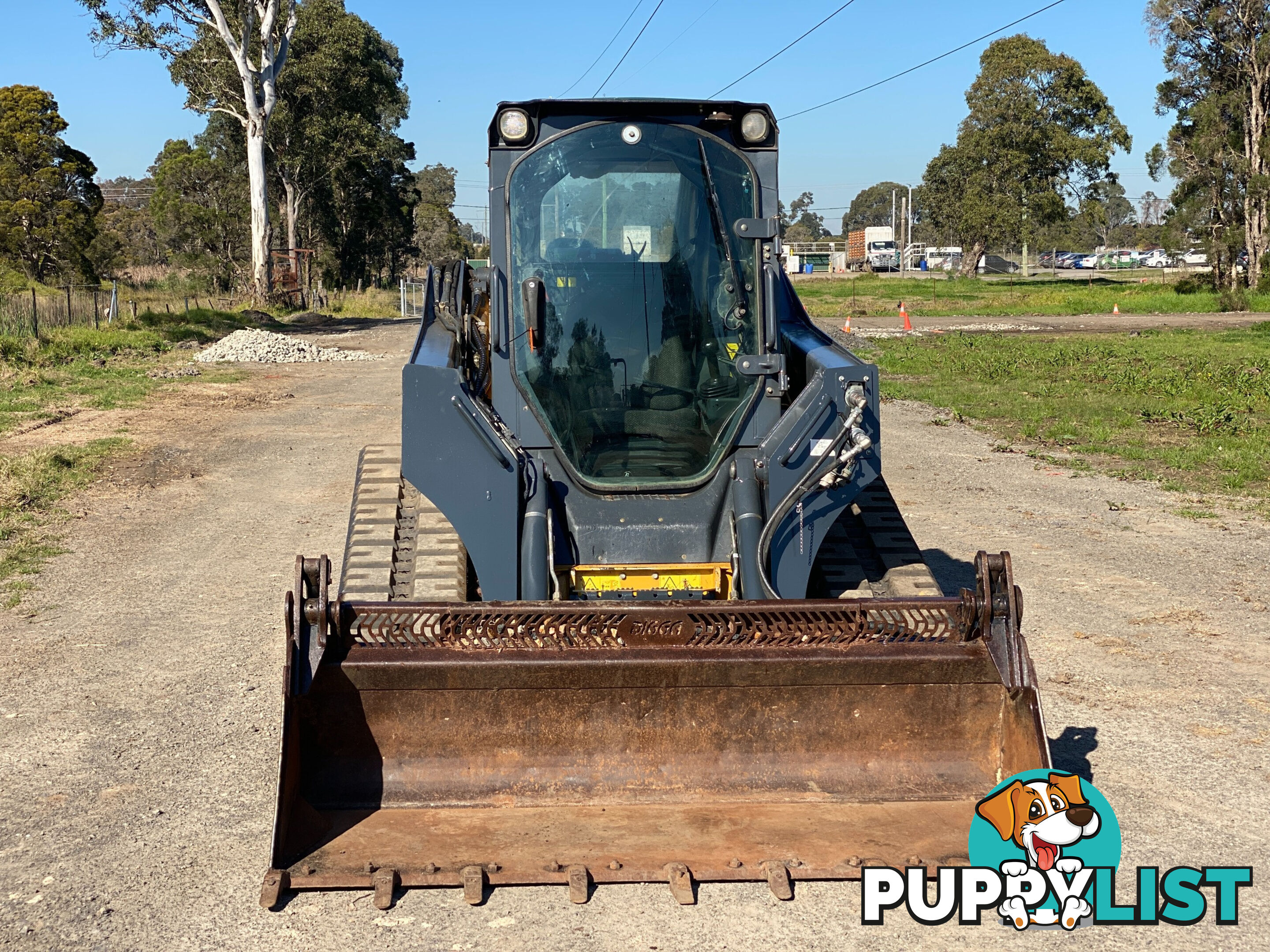 John Deere 323E Skid Steer Loader