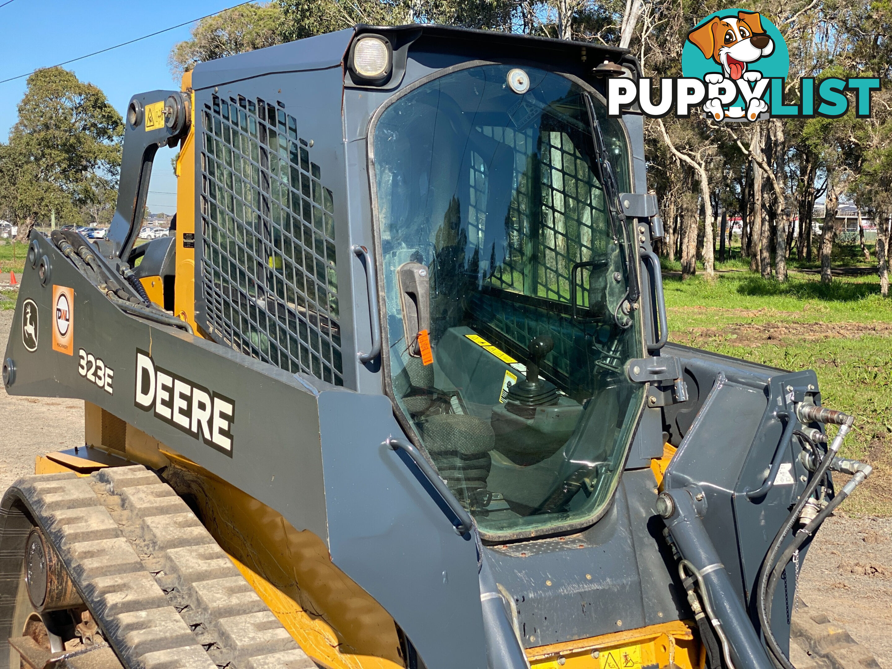 John Deere 323E Skid Steer Loader