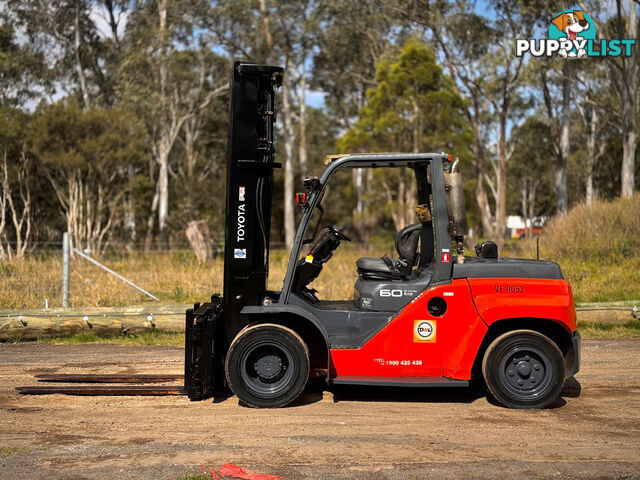 Toyota 8FD60N All/Rough Terrain Forklift