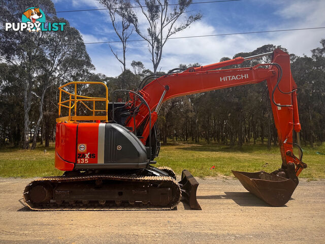 Hitachi Zaxis 135US Tracked-Excav Excavator