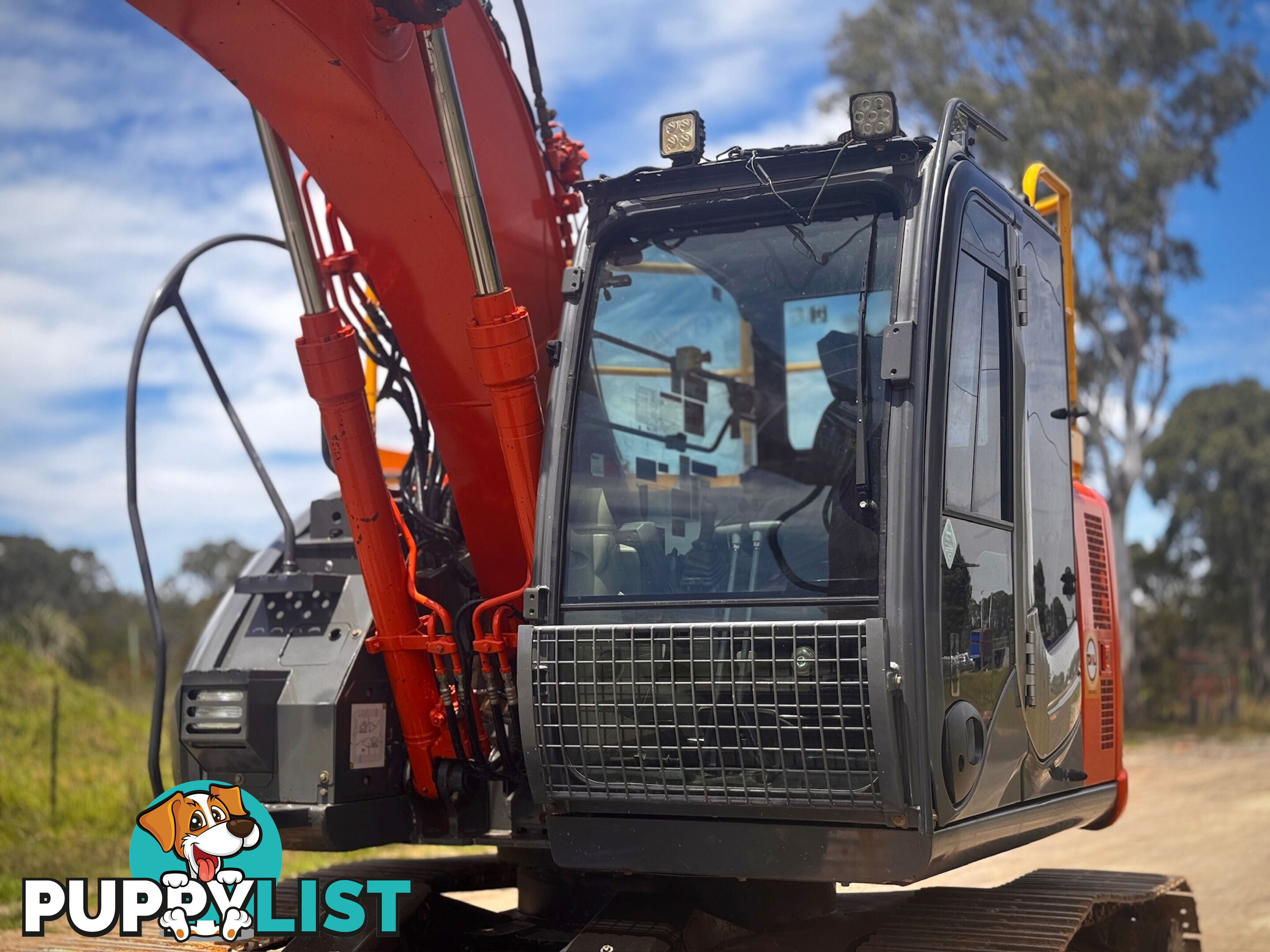 Hitachi Zaxis 135US Tracked-Excav Excavator