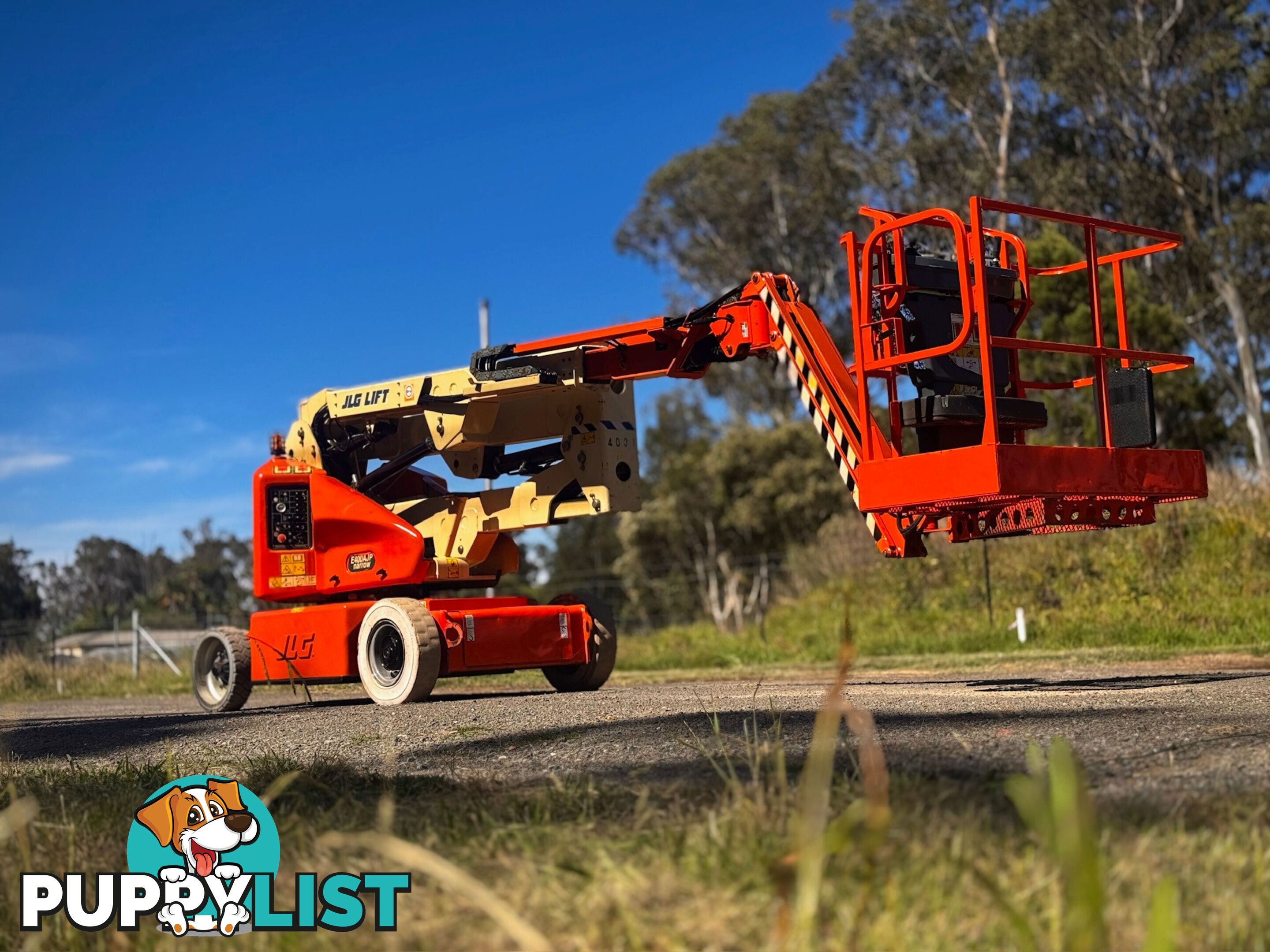 JLG E400AJPN Boom Lift Access &amp; Height Safety