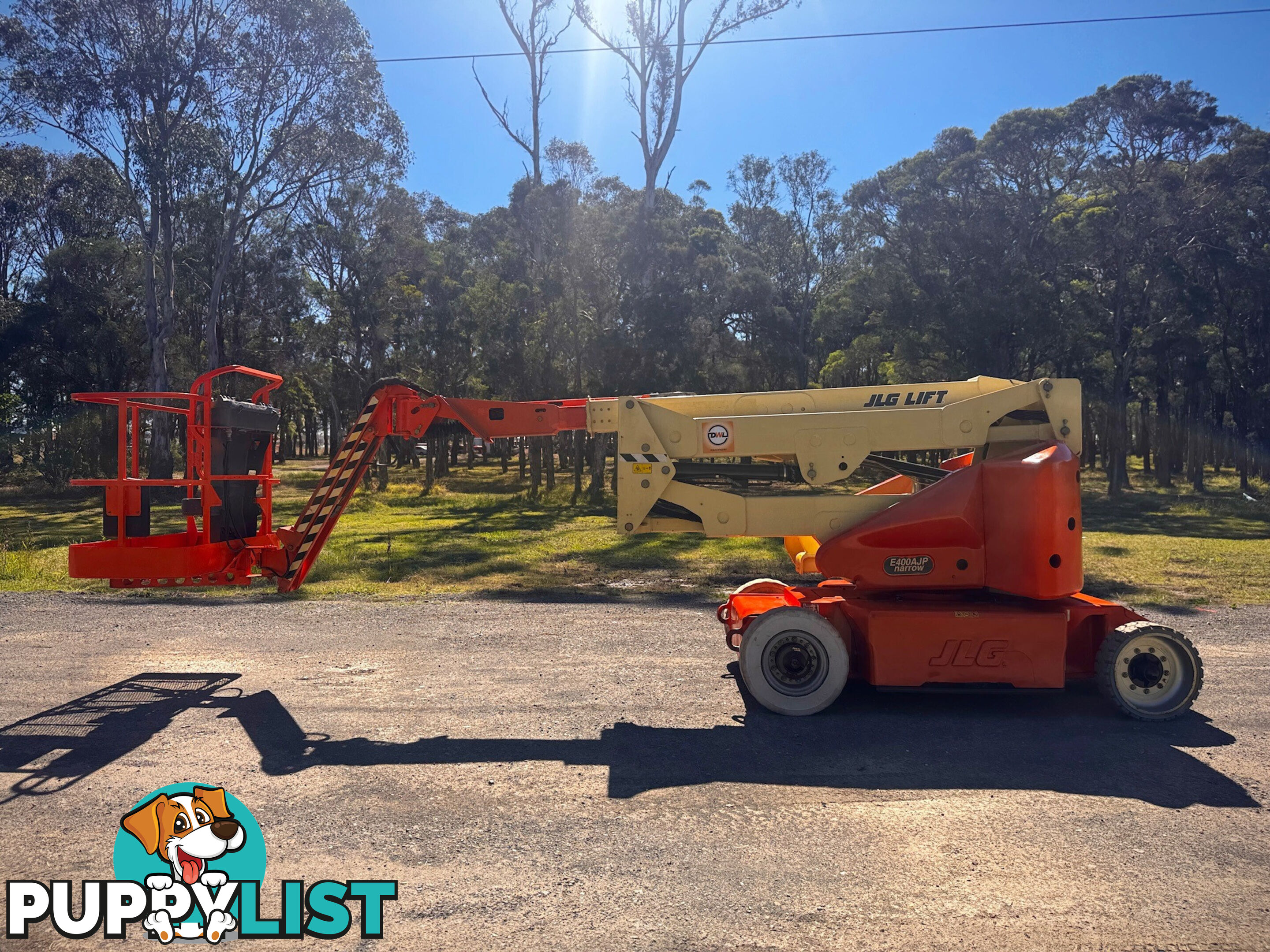 JLG E400AJPN Boom Lift Access &amp; Height Safety