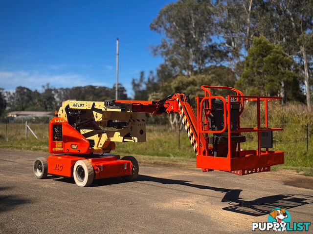 JLG E400AJPN Boom Lift Access &amp; Height Safety