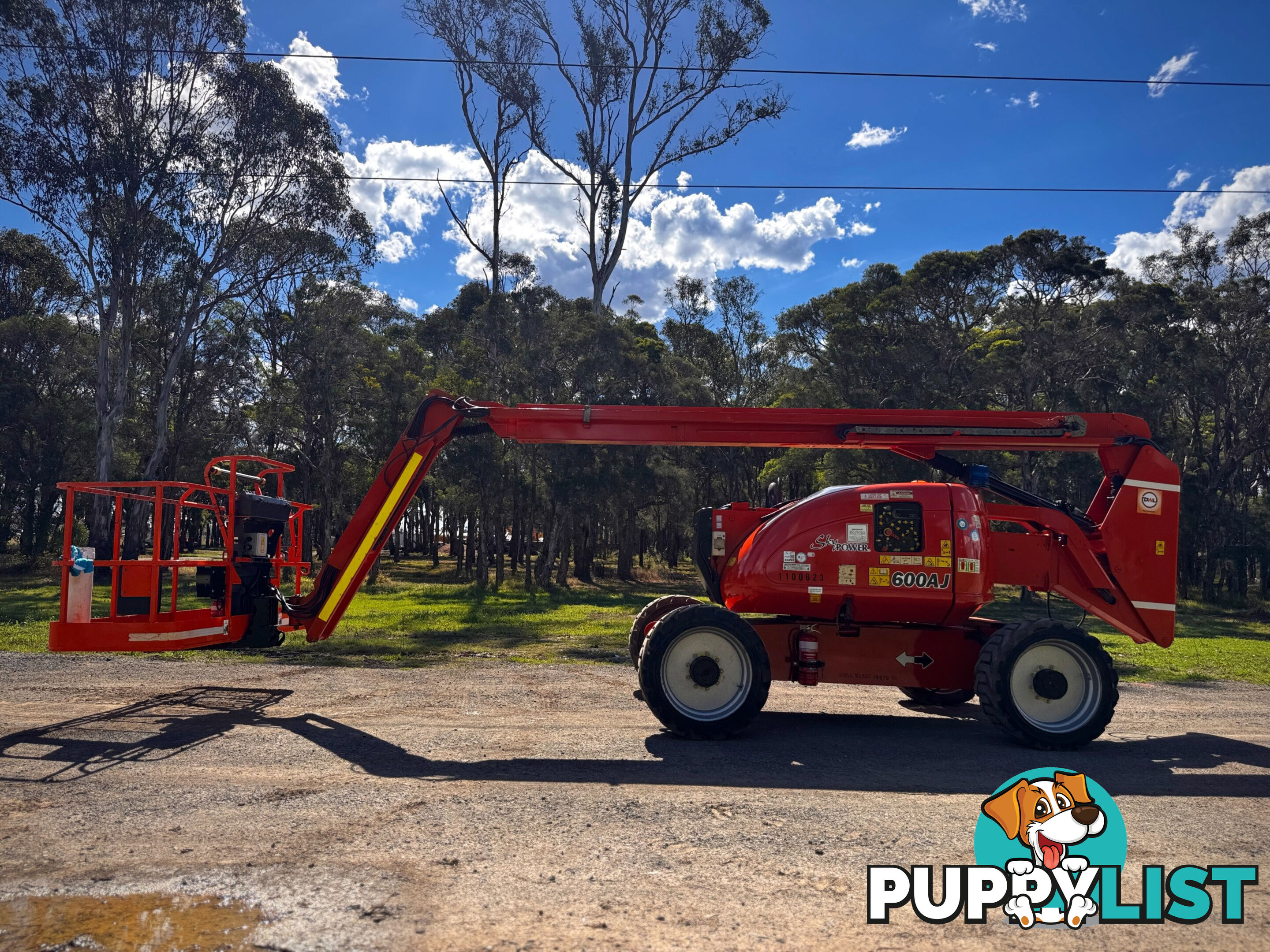 JLG 600AJ Boom Lift Access &amp; Height Safety
