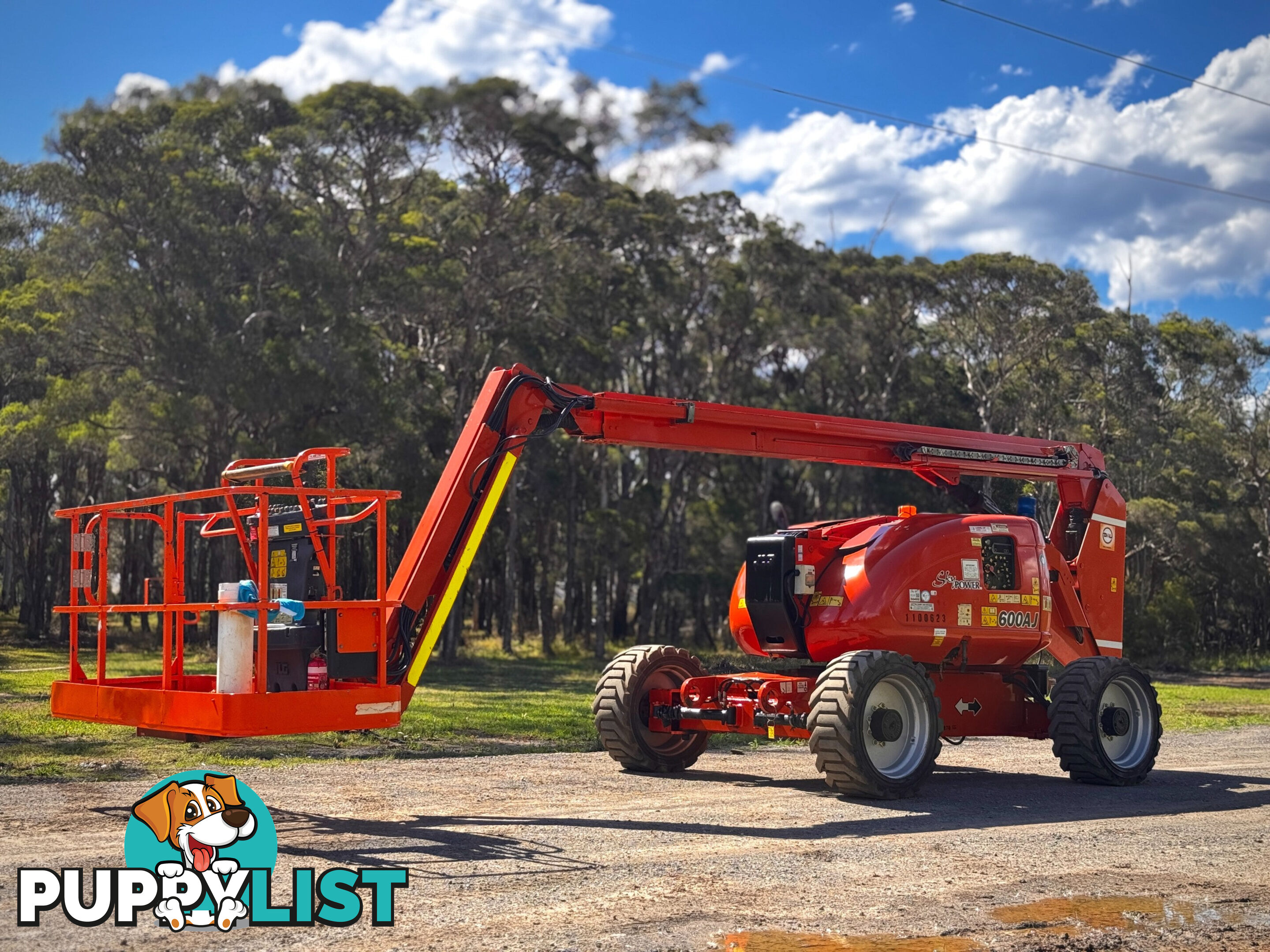 JLG 600AJ Boom Lift Access &amp; Height Safety