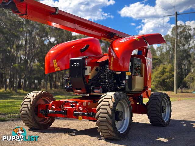 JLG 600AJ Boom Lift Access &amp; Height Safety