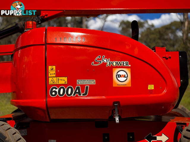 JLG 600AJ Boom Lift Access &amp; Height Safety