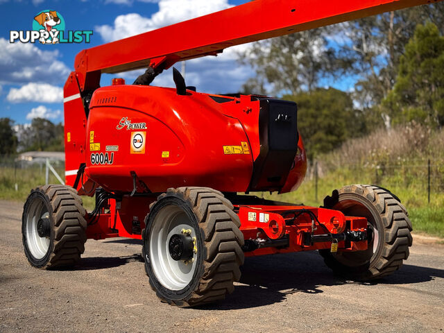 JLG 600AJ Boom Lift Access &amp; Height Safety