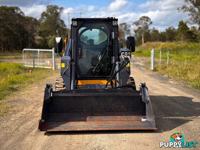 UHI US50K Skid Steer Loader