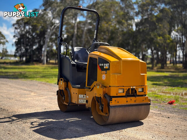 Caterpillar CB14 Vibrating Roller Roller/Compacting