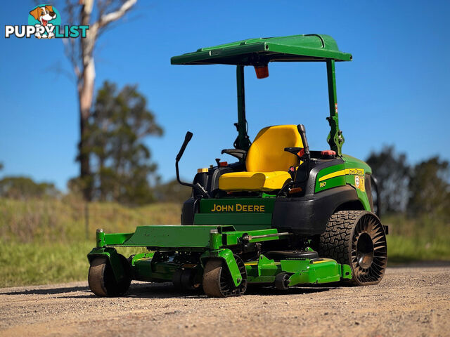 John Deere 997 Zero Turn Lawn Equipment