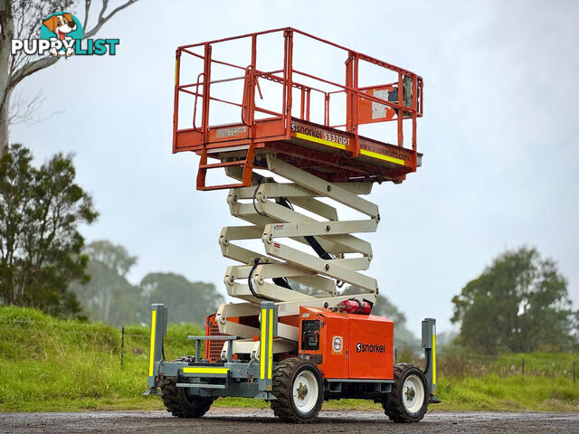 Snorkel S3370RT Scissor Lift Access &amp; Height Safety