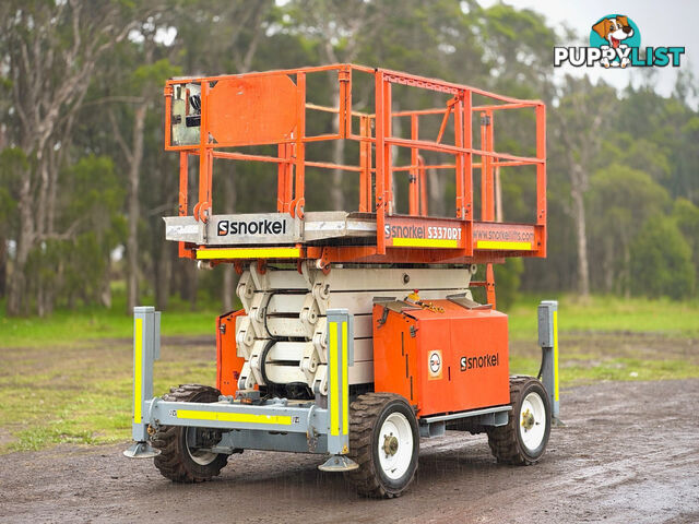 Snorkel S3370RT Scissor Lift Access &amp; Height Safety