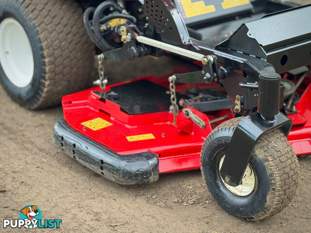 Toro Groundsmaster 7210 Zero Turn Lawn Equipment