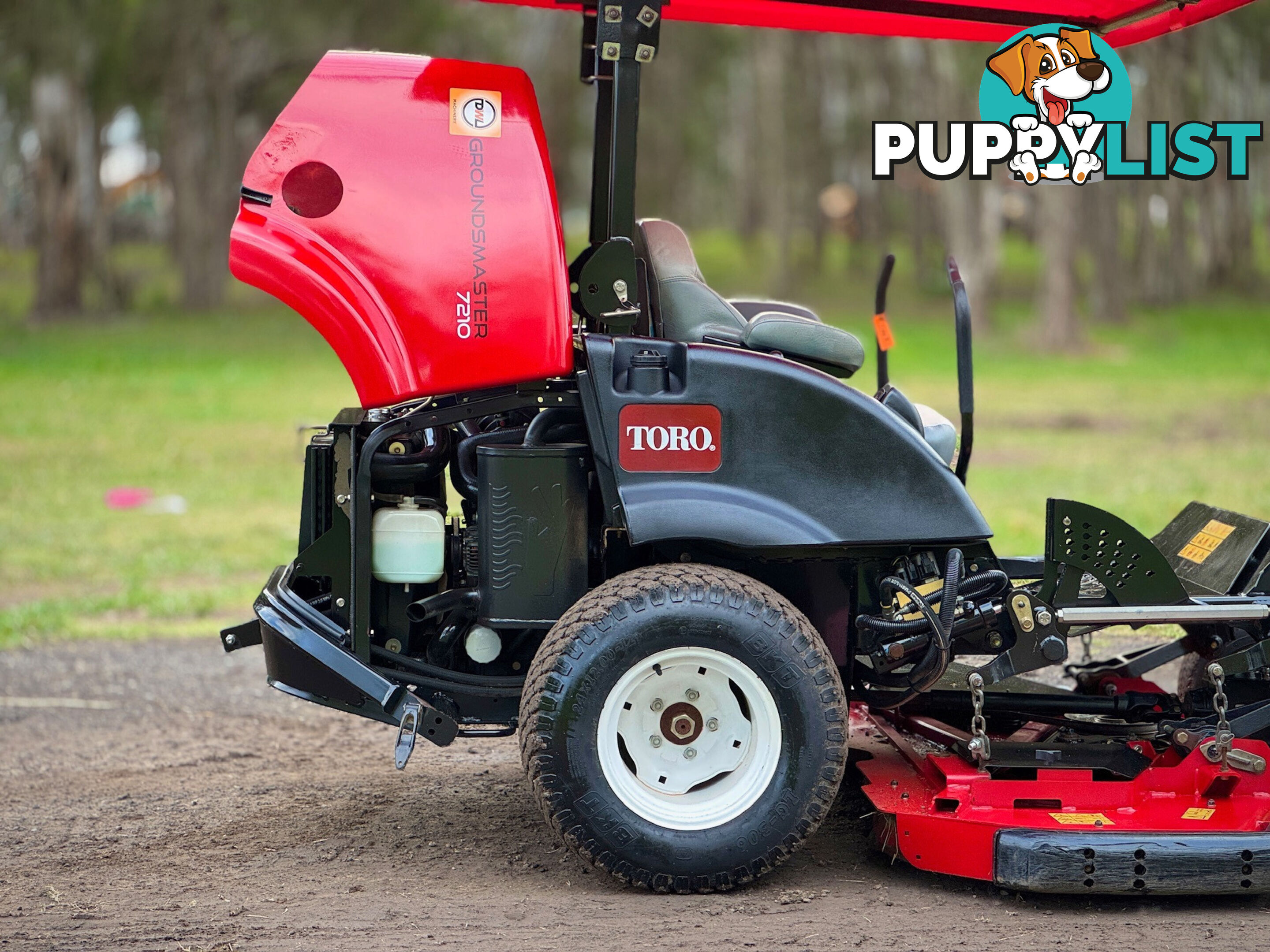 Toro Groundsmaster 7210 Zero Turn Lawn Equipment