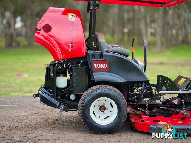 Toro Groundsmaster 7210 Zero Turn Lawn Equipment