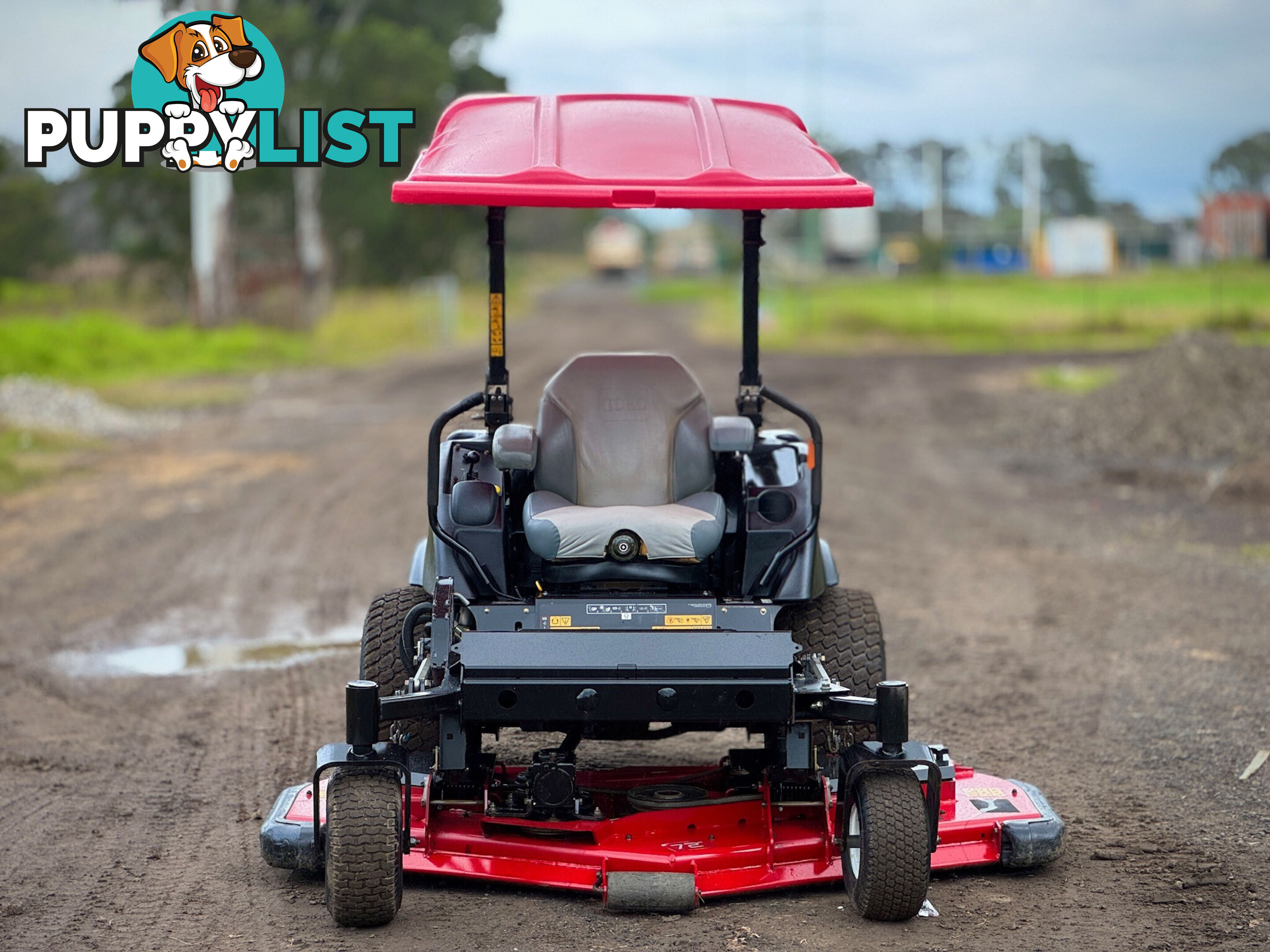 Toro Groundsmaster 7210 Zero Turn Lawn Equipment