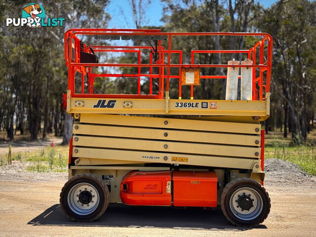 JLG 3369LE Scissor Lift Access &amp; Height Safety